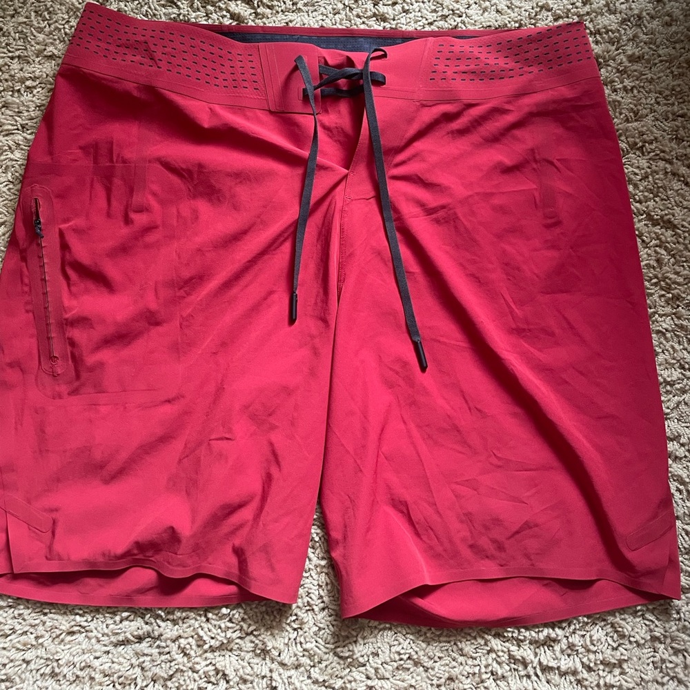Lululemon swim trunks